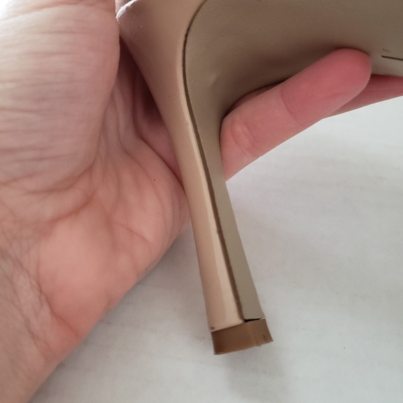 Nine West Patent Leather Cream Heels Size 8.5 EUC - Picture 6 of 8